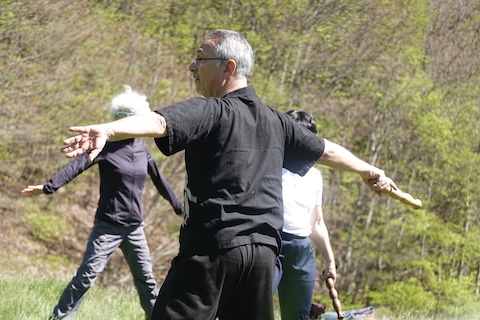 Stage Qi Gong et randonnée de printemps à La Jarjatte