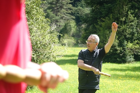 Séance Qi Gong de Jean-Pierre Peyruseigt dans les alpages du Haut-diois